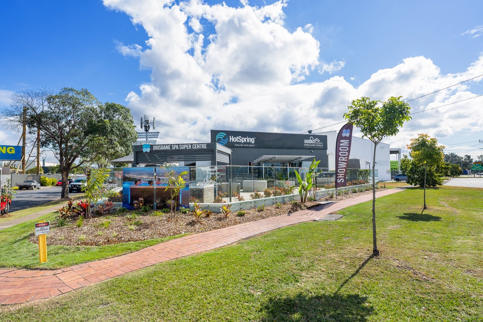 Brisbane Spa Super Centre showroom exterior